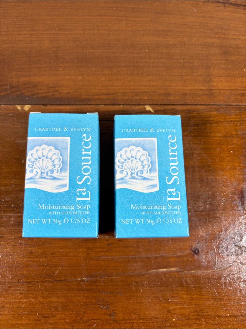 Crabtree & Evelyn La Source Moisturising Small Soap 50g - Turquoise Blue Pair